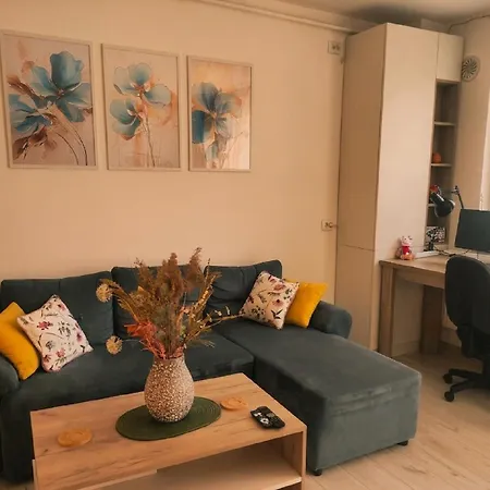 Azure Cosy - Private Terrace And Free Parking Apartman *