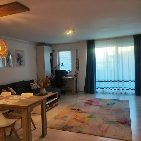 Azure Cosy - Private Terrace And Free Parking Apartman