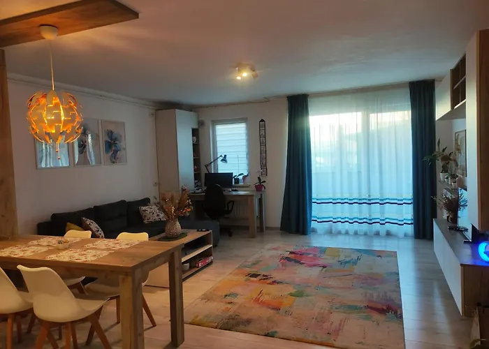 Azure Cosy - Private Terrace And Free Parking Apartman